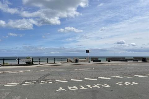 3 bedroom apartment for sale, South Marine Drive, Bridlington, East Riding of Yorkshire, YO15