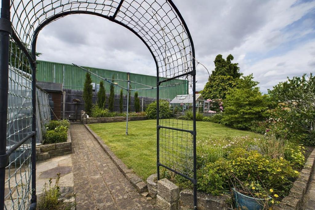 Keswick garden
