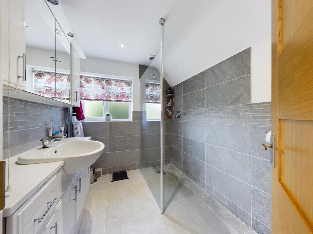 Shower Room 2