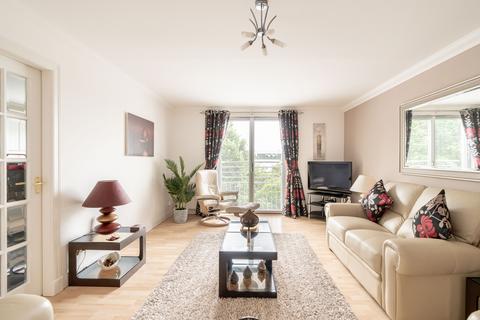 3 bedroom flat for sale, Crewe Road North, Edinburgh EH5