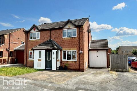 2 bedroom semi-detached house for sale, Spray Close, Colwick