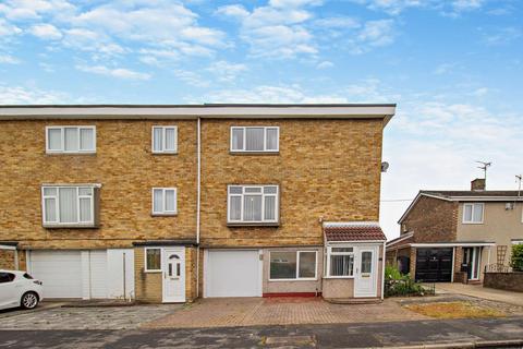 3 bedroom townhouse for sale, Mellanby Crescent, Newton Aycliffe, DL5