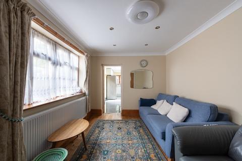 5 bedroom terraced house for sale, Michael Road, Leytonstone, London, E11 3DY
