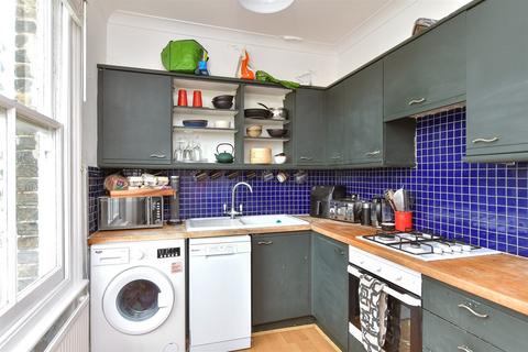 2 bedroom flat for sale, Selborne Road, Hove, East Sussex