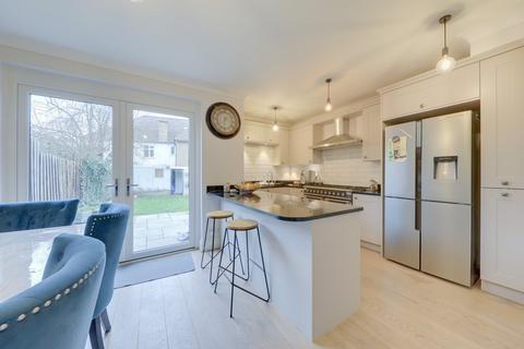 3 bedroom terraced house for sale, The Woodlands, London, SE13