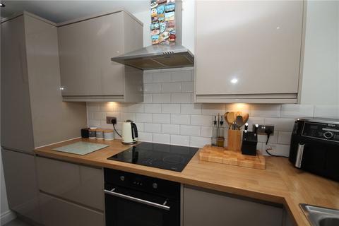 2 bedroom flat for sale, Chetwode Road, Surrey KT20