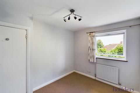 4 Beech Grove, Addlestone, KT15 1QQ