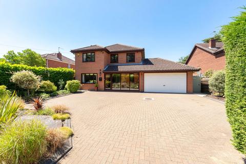 4 bedroom detached house for sale, Priory Road, St. Olaves