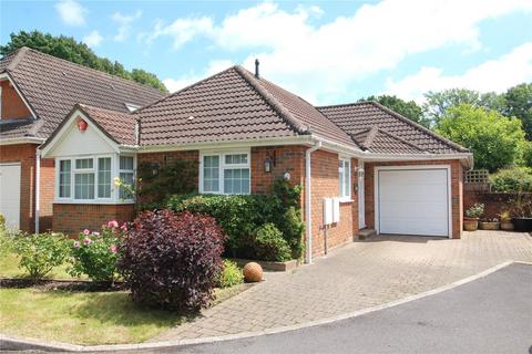 2 bedroom bungalow for sale, Walnut Close, New Milton, Hampshire, BH25