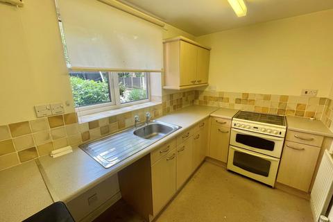 2 bedroom flat for sale, Wildwood Close, Great Moor