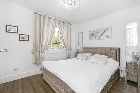 3 bedroom terraced house for sale, Wych Hill Park, Woking, Surrey, GU22