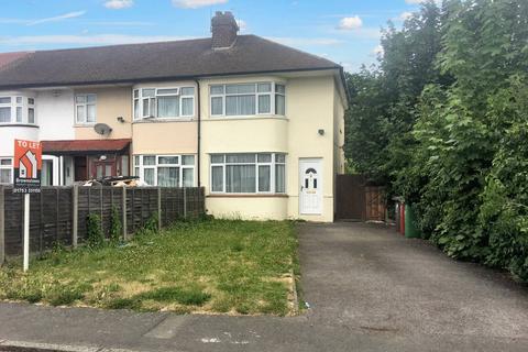 2 bedroom end of terrace house to rent, Stanhope Road, Slough SL1