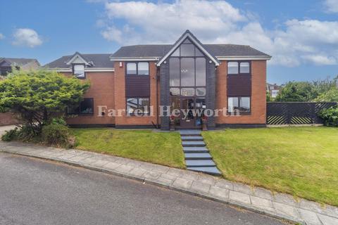 5 bedroom detached house for sale, The Knowle, Blackpool FY2