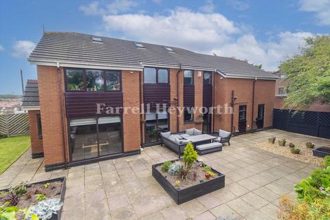 5 bedroom detached house for sale, The Knowle, Blackpool FY2