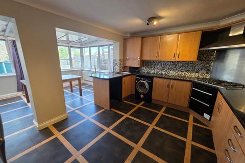 undefined, Ellerdine Close, Luton, Bedfordshire