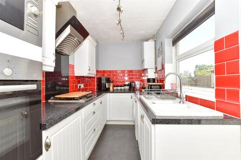 2 bedroom terraced house for sale, Albemarle Road, Willesborough, Ashford, Kent