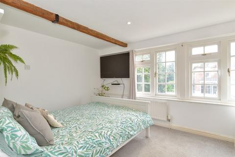 3 bedroom terraced house for sale, The Street, Faversham, Kent