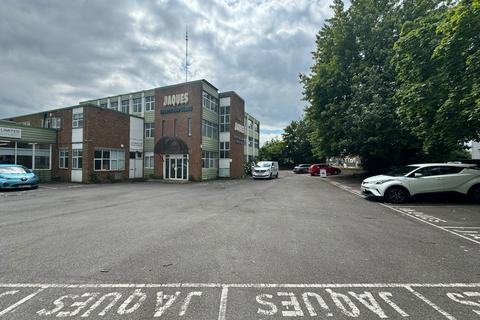 Industrial unit to rent, Fircroft Way, Edinbridge, Edenbridge, Kent, TN8