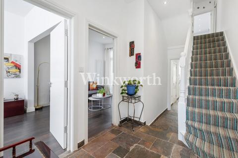 113 Allison Road, London, N8 0AP