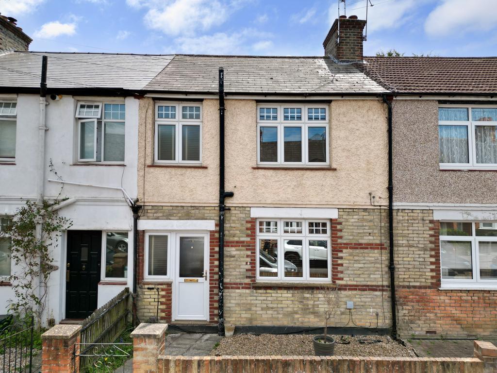 Road, Chelmsford 3 bed terraced house for sale £375,000