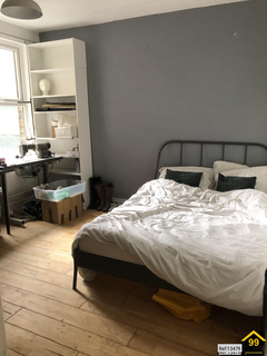 2 bedroom apartment to rent, Chewton Road, London, E17