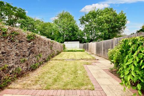 3 bedroom terraced house for sale, Read Road, Ashtead KT21