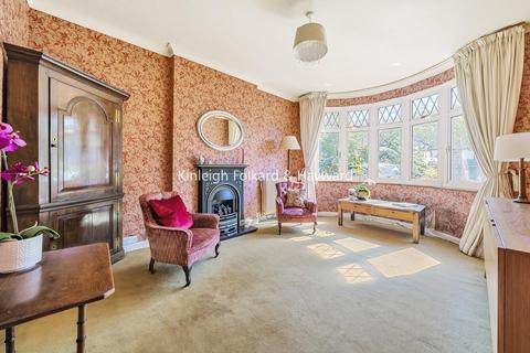 Fircroft Oakwood Close, Chislehurst, BR7 5DD