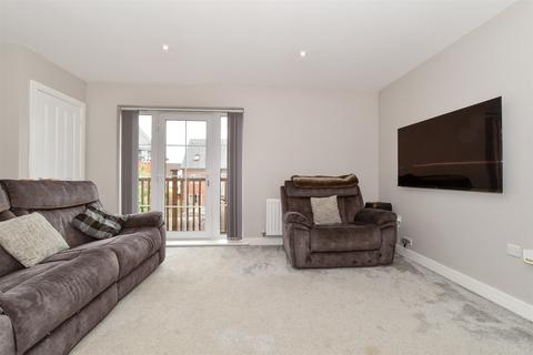 2 bedroom coach house for sale, Sargent Way, Broadbridge Heath, Horsham, West Sussex