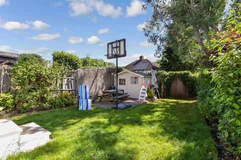 20 The Ridgeway, Croydon, CR0 4AE