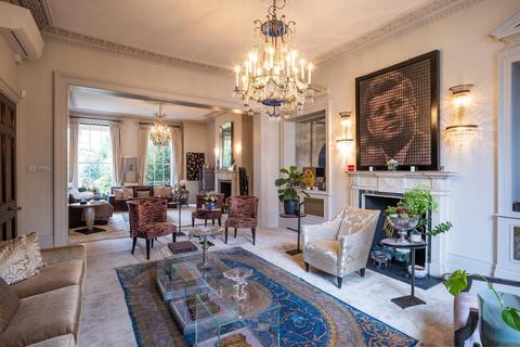 7 bedroom villa for sale, Gloucester Gate, Regent’s Park, London, NW1