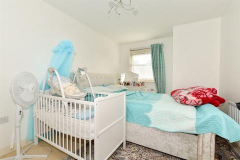 1 bedroom ground floor flat for sale, Yoxall Mews, Redhill, Surrey