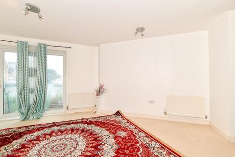 1 bedroom ground floor flat for sale, Yoxall Mews, Redhill, Surrey
