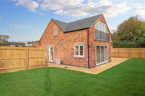 3 bedroom detached house for sale, High Hill, Wolverhampton WV11