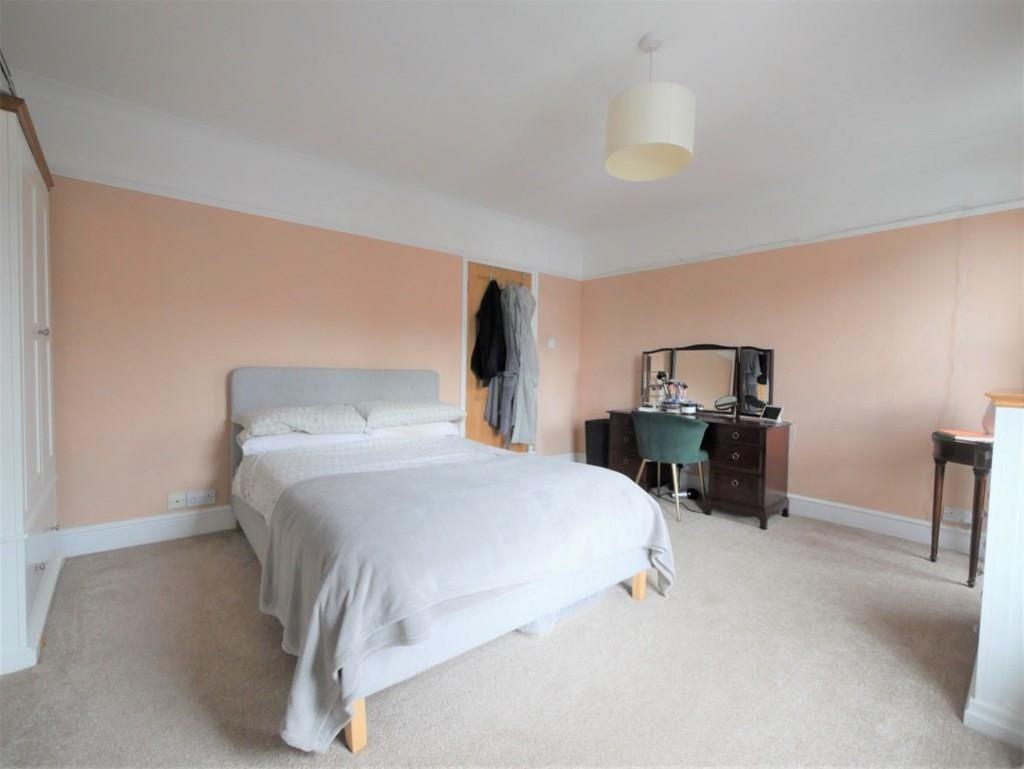 Bedroom1 2