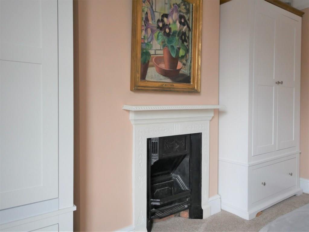 Bedroom1 3