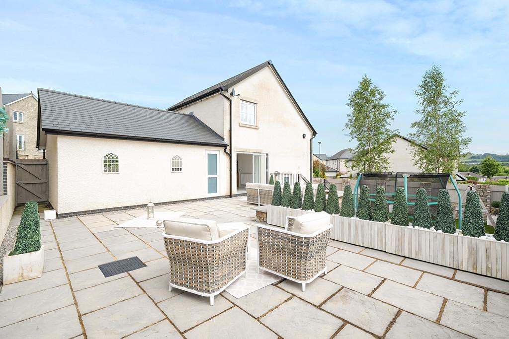 Rear Landscaped Garden