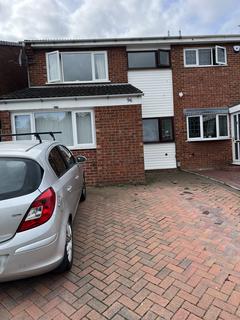 4 bedroom semi-detached house to rent, Dorchester Way, Coventry CV2