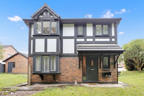 3 bedroom detached house for sale, Spinney Close, Winsford