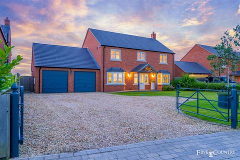 4 bedroom detached house for sale, Moulton Chapel