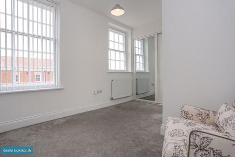 2 bedroom flat for sale, Library Close, Bridgwater
