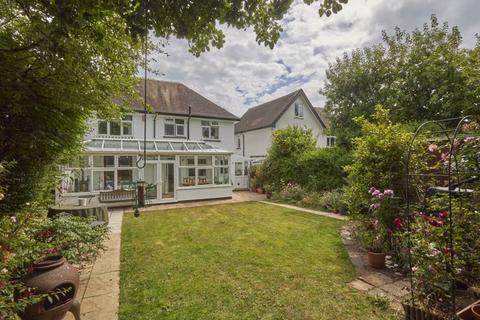 4 bedroom detached house for sale, Honiton Road, Exeter