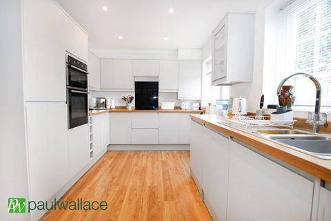 55 Dewhurst Road, Cheshunt, Waltham Cross, EN8 9PG