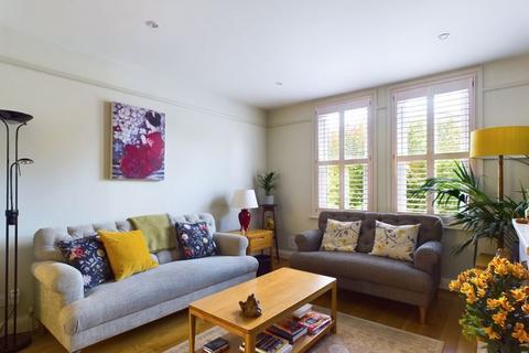 9 Beech Avenue, Bath, BA2 7BA