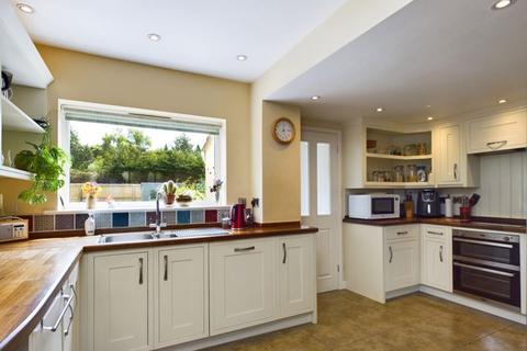9 Beech Avenue, Bath, BA2 7BA