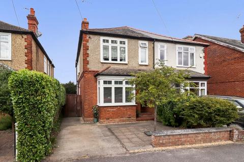 67 Grasmere Road, Lightwater, GU18 5TL