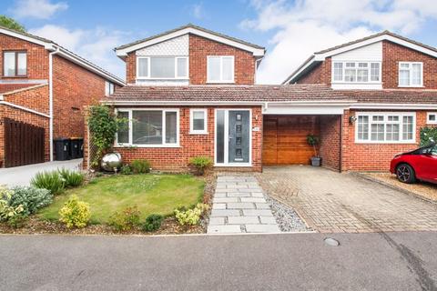 3 bedroom detached house for sale, Willoughby Close, Bedford MK44