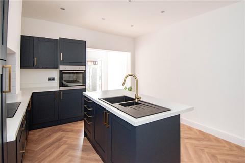 7 Walton Road, Bromsgrove, B61 0EA