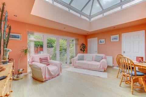 8 Boxnott Close, Redditch, B97 5SD