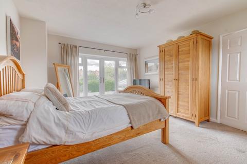 8 Boxnott Close, Redditch, B97 5SD
