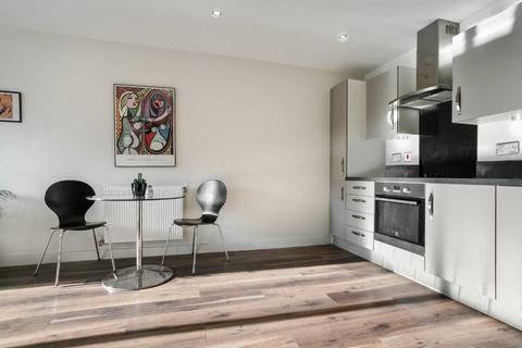 1 bedroom apartment for sale, Chapel Court,4Crown Drive